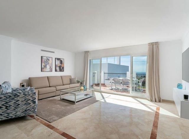 2 bedroom Penthouse for rent in El Paraíso, Benahavís with pool garage - € 2,690 (Ref: 9398025)