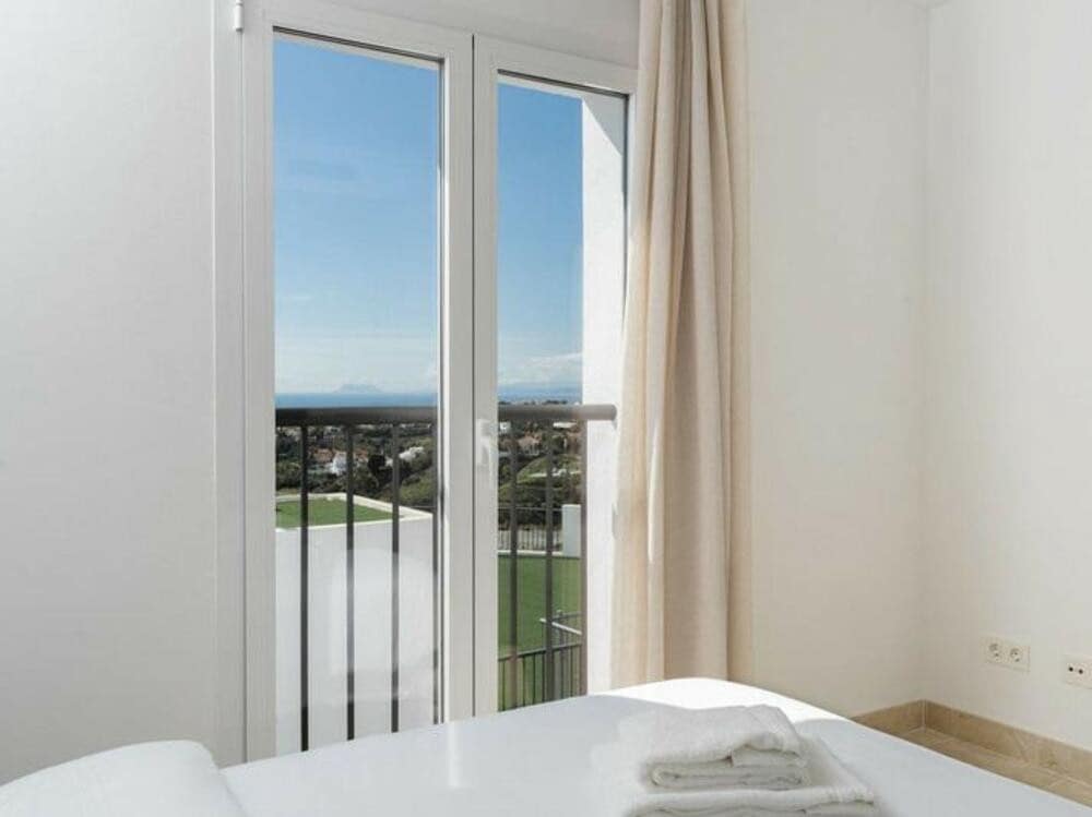 2 camera da letto Attico da affittare in Benahavis con piscina garage - 2.690 € (Rif: 9398025)