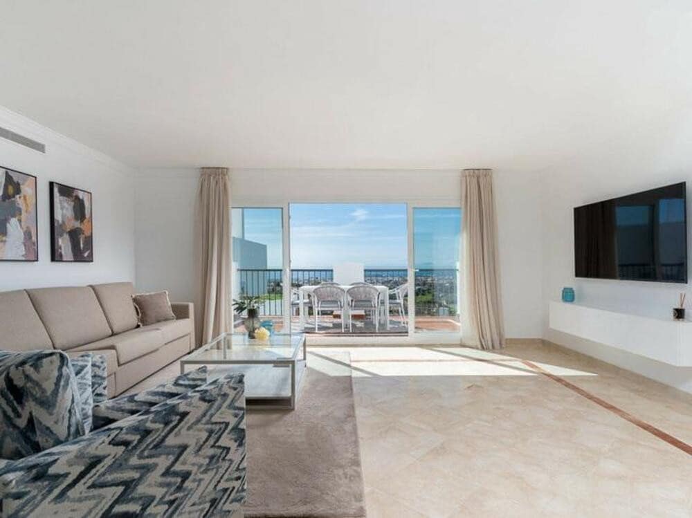 2 camera da letto Attico da affittare in Benahavis con piscina garage - 2.690 € (Rif: 9398025)