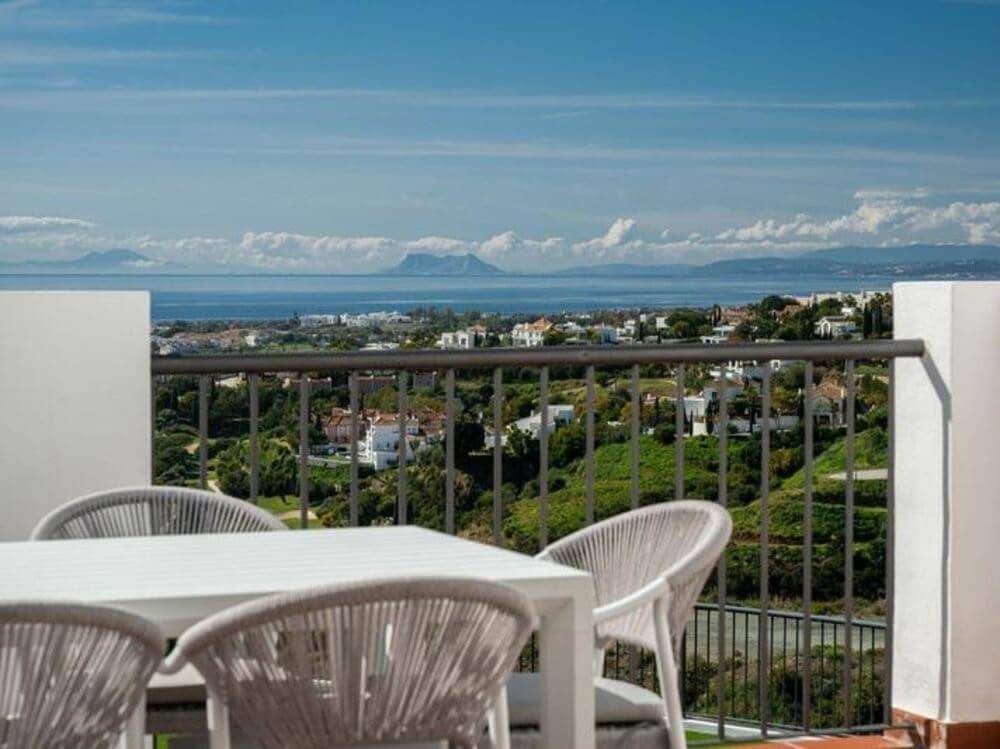 2 camera da letto Attico da affittare in Benahavis con piscina garage - 2.690 € (Rif: 9398025)