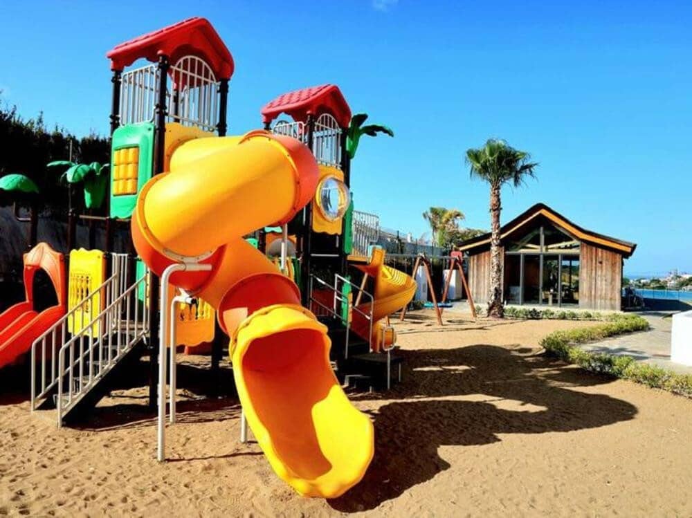 2 camera da letto Attico da affittare in Benahavis con piscina garage - 2.690 € (Rif: 9398025)