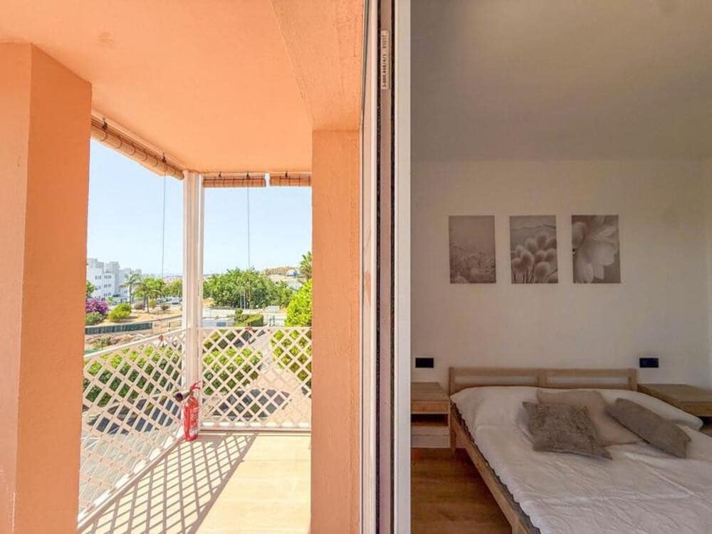 3 quarto Apartamento para venda em New Golden Mile com piscina garagem - 325 000 € (Ref: 9400302)