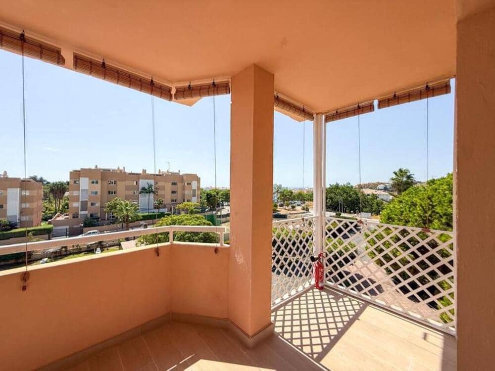3 quarto Apartamento para venda em New Golden Mile com piscina garagem - 325 000 € (Ref: 9400302)