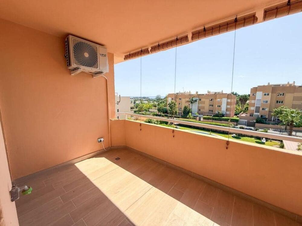 3 quarto Apartamento para venda em New Golden Mile com piscina garagem - 325 000 € (Ref: 9400302)