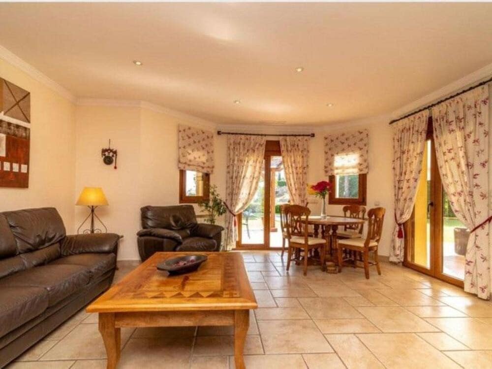 5 soveværelse Villa til salg i Los Flamingos med swimmingpool garage - € 2.495.000 (Ref: 9400304)