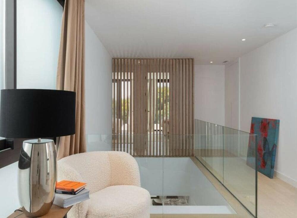 4 soverom Kjedet enebolig til salgs i Marbella med svømmebasseng garasje - € 2 095 000 (Ref: 9400305)