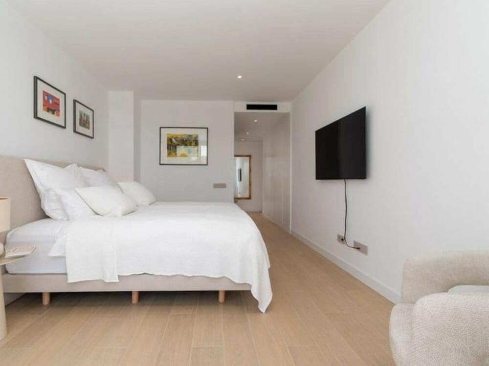 4 soverom Kjedet enebolig til salgs i Marbella med svømmebasseng garasje - € 2 095 000 (Ref: 9400305)