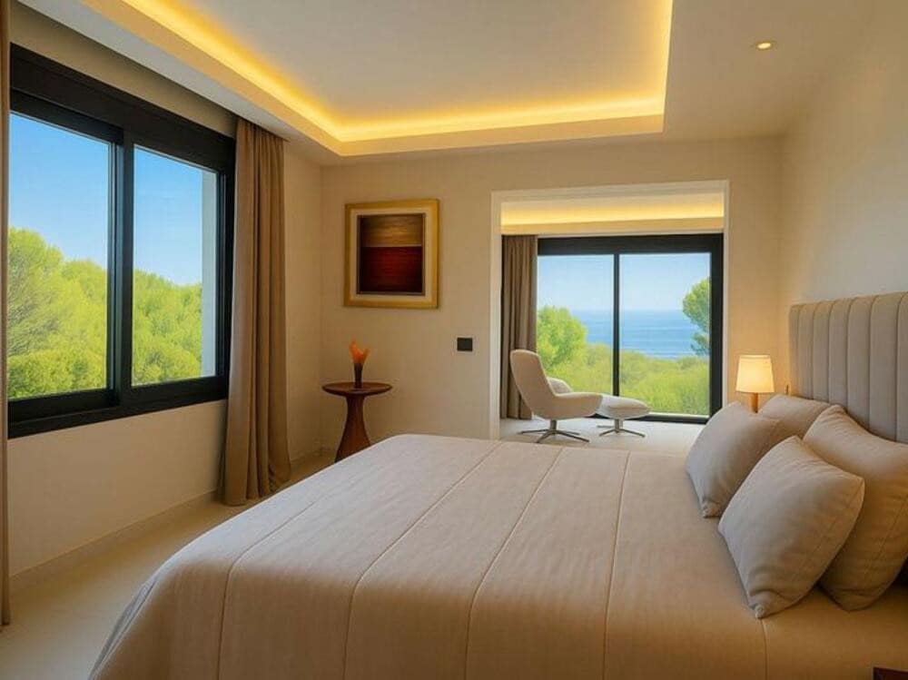 4 bedroom Villa for sale in Marbella with pool garage - € 2,100,000 (Ref: 9400306)