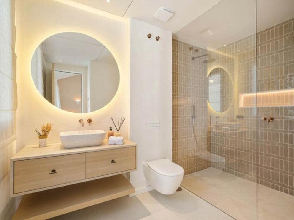 4 sypialnia Willa na sprzedaż w Nueva Andalucia z basenem garażem - 3 950 000 € (Ref: 9400309)