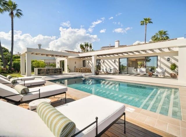 4 sypialnia Willa na sprzedaż w Nueva Andalucía Centro, Marbella z basenem garażem - 3 950 000 € (Ref: 9400309)