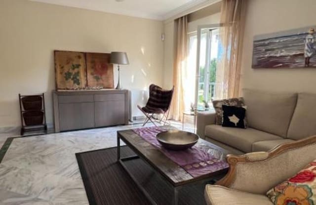 3 camera da letto Appartamento da affittare in La Dama de Noche - La Alzambra, Marbella con piscina garage - 2.200 € (Rif: 9400311)