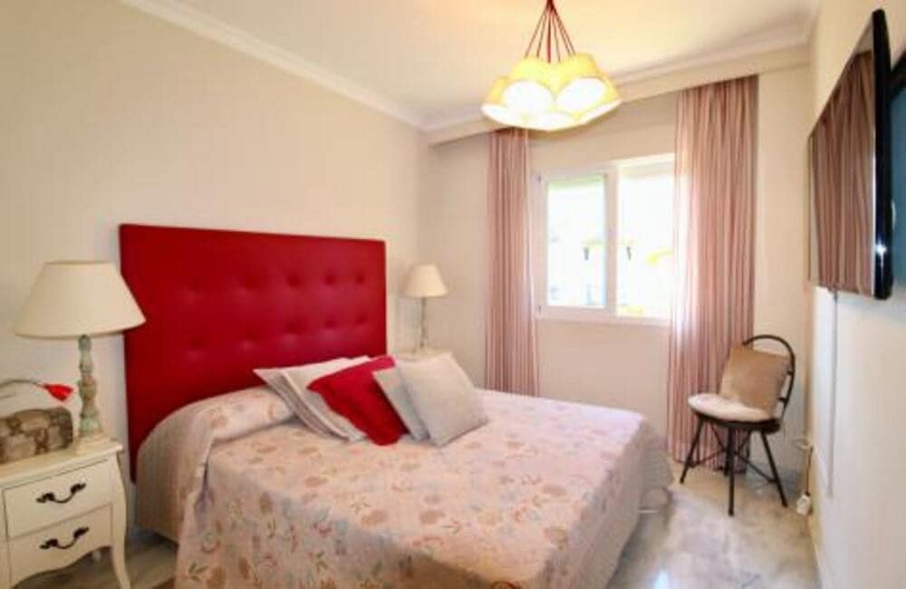 3 camera da letto Appartamento da affittare in Marbella con piscina garage - 2.200 € (Rif: 9400311)