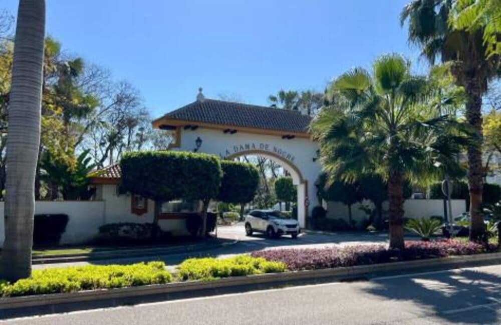 3 camera da letto Appartamento da affittare in Marbella con piscina garage - 2.200 € (Rif: 9400311)