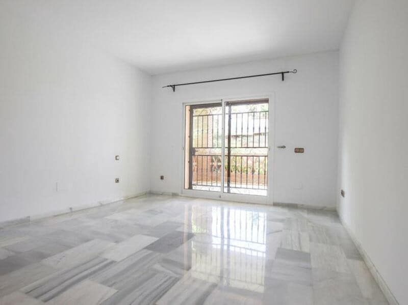 4 sovrum Villa att hyra i Marbella med pool garage - 5 500 € (Ref: 9400312)