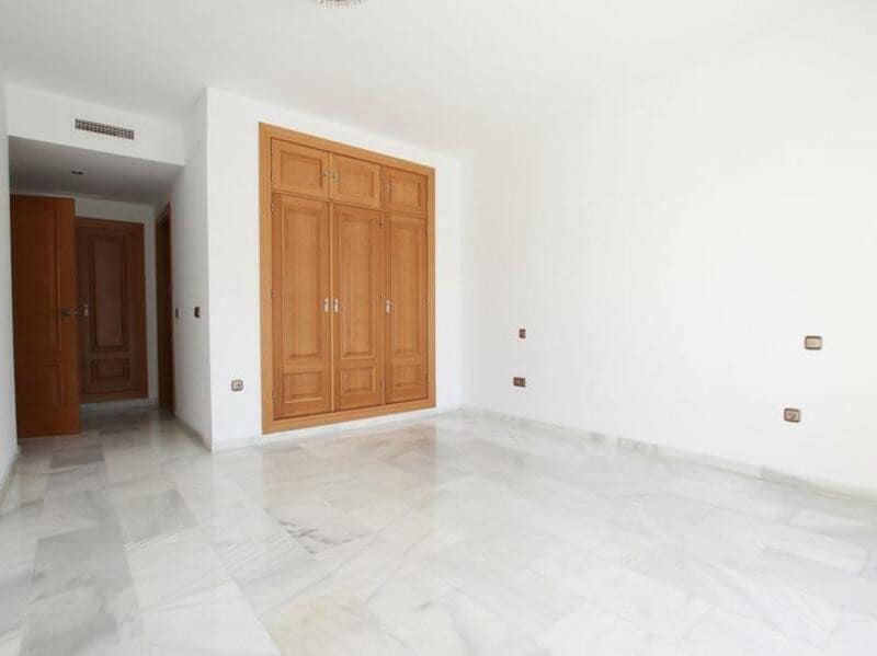 4 slaapkamer Villa te huur in Marbella met zwembad garage - € 5.500 (Ref: 9400312)