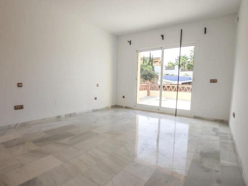 4 slaapkamer Villa te huur in Marbella met zwembad garage - € 5.500 (Ref: 9400312)