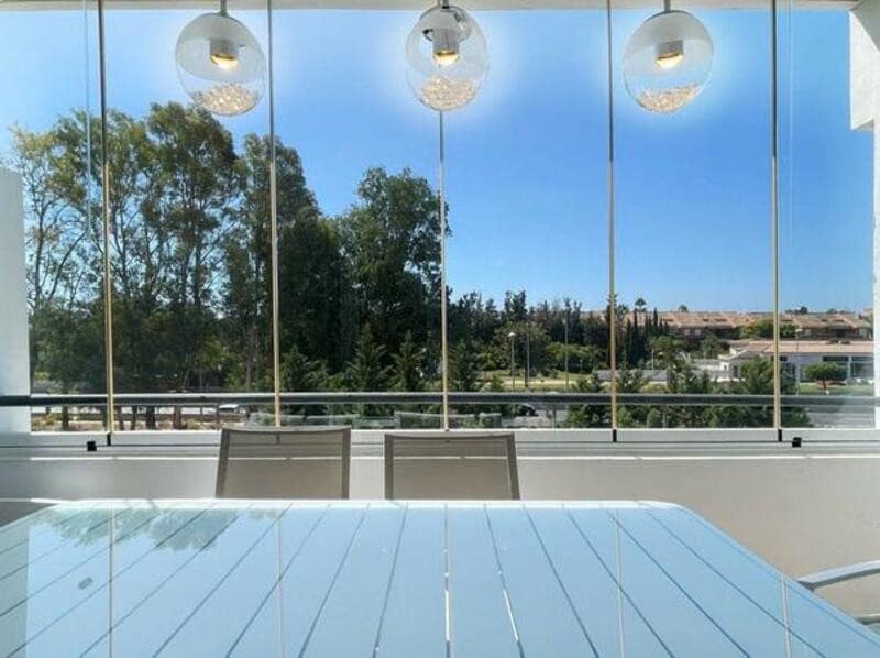 4 sovrum Takvåning till salu i Nueva Andalucia med pool garage - 660 000 € (Ref: 9403167)