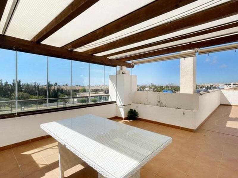 4 soveværelse Penthouse til salg i Nueva Andalucia med swimmingpool garage - € 660.000 (Ref: 9403167)