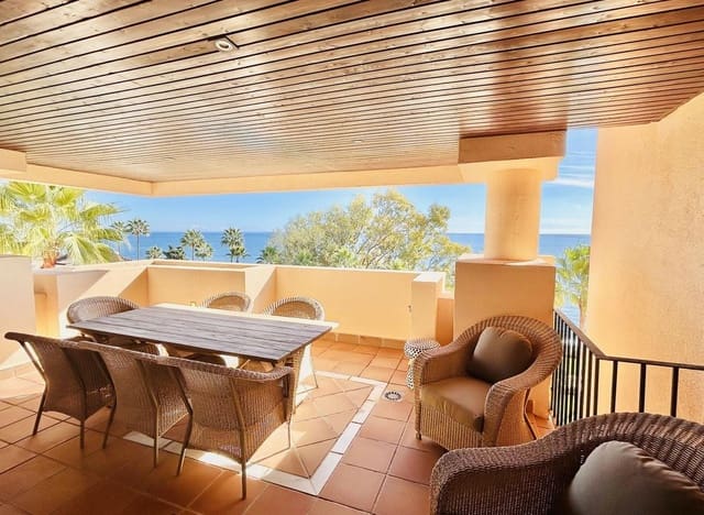 2 quarto Apartamento para arrendar em El Padrón, Estepona com piscina garagem - 3 000 € (Ref: 9403168)