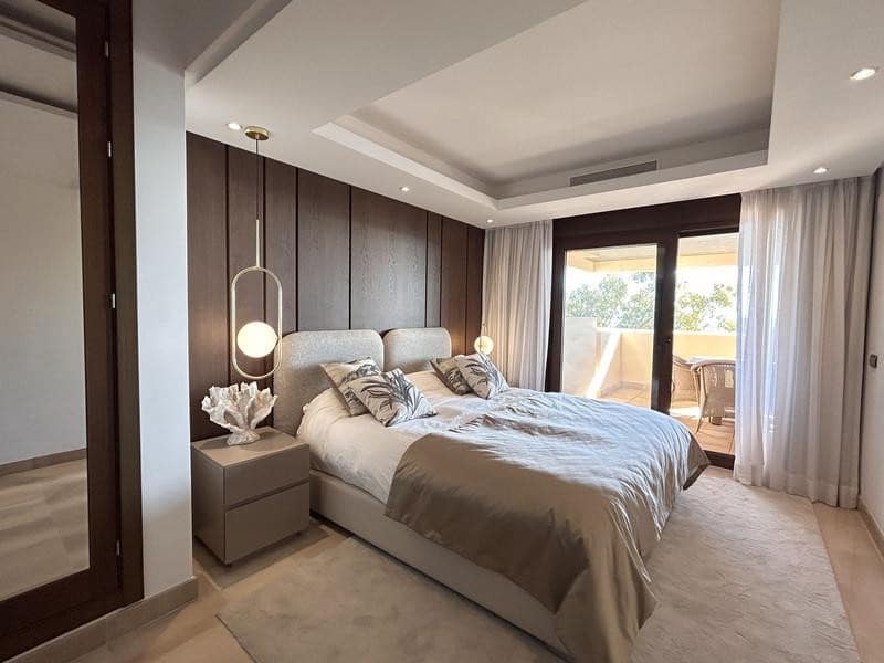 2 sypialnia Apartament do wynajęcia w Estepona z basenem garażem - 3 500 € (Ref: 9403168)