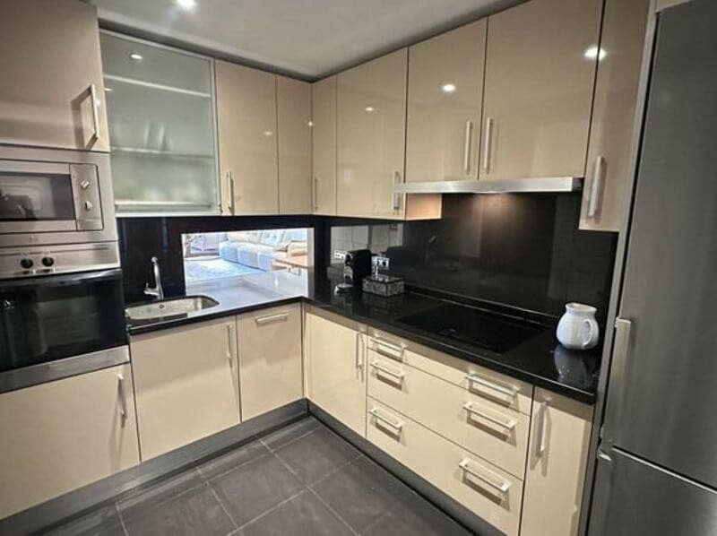 2 sypialnia Apartament do wynajęcia w Estepona z basenem garażem - 3 500 € (Ref: 9403168)