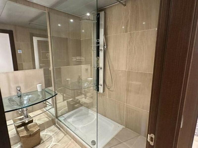 2 sypialnia Apartament do wynajęcia w Estepona z basenem garażem - 3 500 € (Ref: 9403168)
