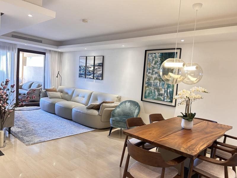 2 sypialnia Apartament do wynajęcia w Estepona z basenem garażem - 3 500 € (Ref: 9403168)