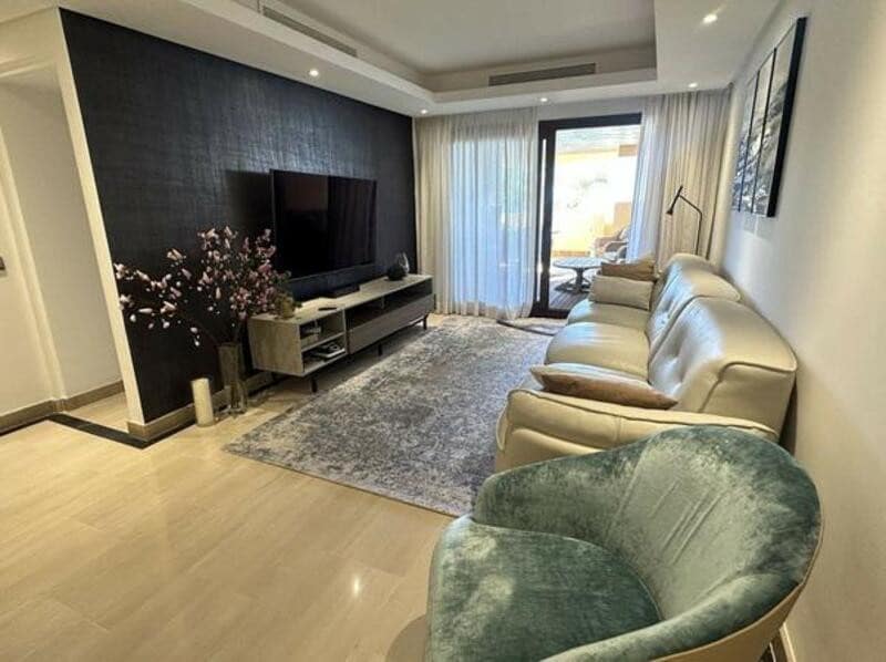 2 sypialnia Apartament do wynajęcia w Estepona z basenem garażem - 3 500 € (Ref: 9403168)