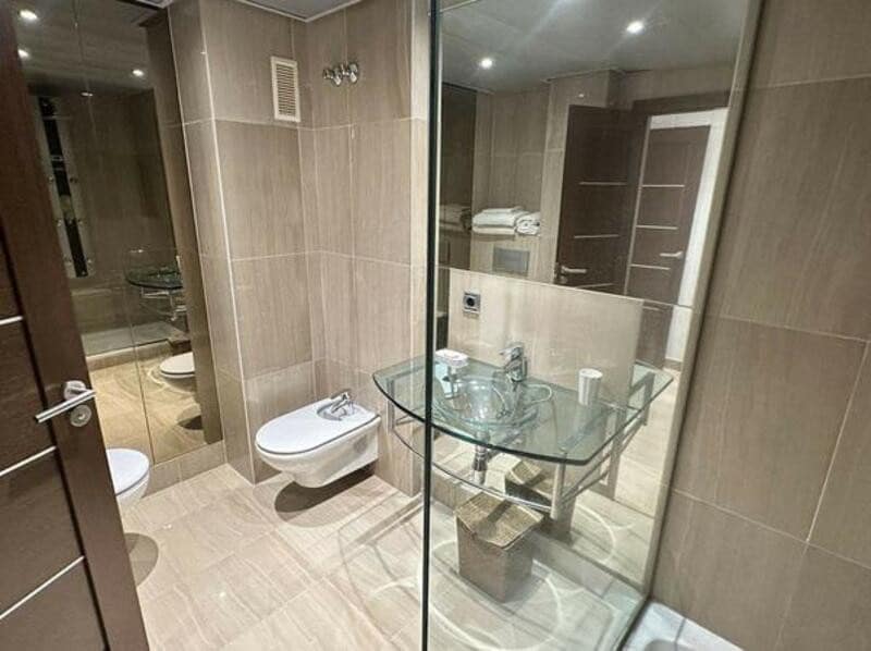 2 sypialnia Apartament do wynajęcia w Estepona z basenem garażem - 3 500 € (Ref: 9403168)