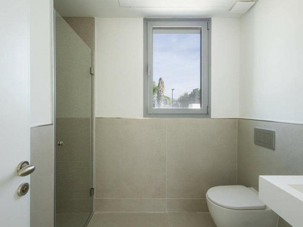 3 soverom Kjedet enebolig til salgs i San Pedro de Alcantara med svømmebasseng garasje - € 1 150 000 (Ref: 9403170)