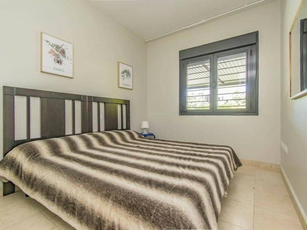 2 soveværelse Lejlighed til salg i Los Flamingos med swimmingpool garage - € 419.000 (Ref: 9403171)