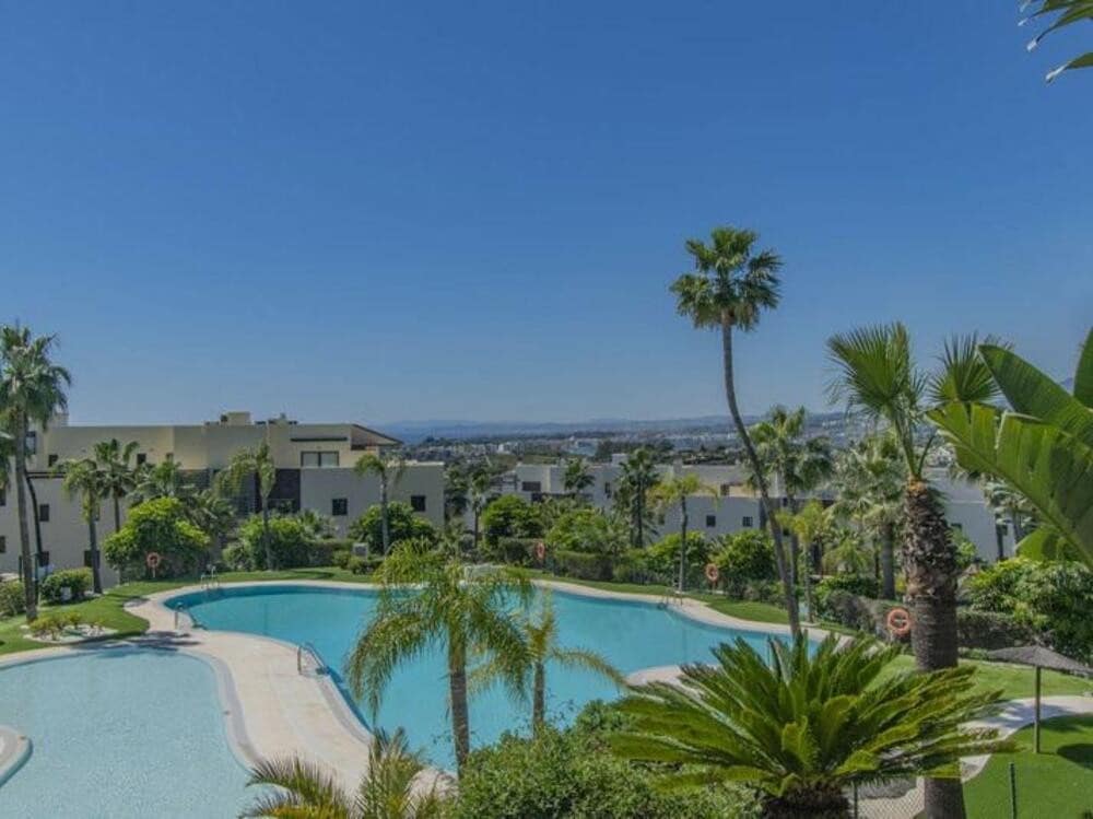 2 soveværelse Lejlighed til salg i Los Flamingos med swimmingpool garage - € 419.000 (Ref: 9403171)