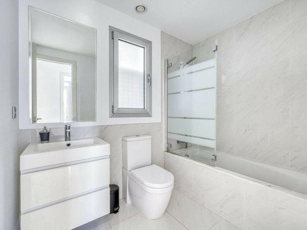 3 soveværelse Lejlighed til salg i Bel-Air med swimmingpool garage - € 500.000 (Ref: 9403172)