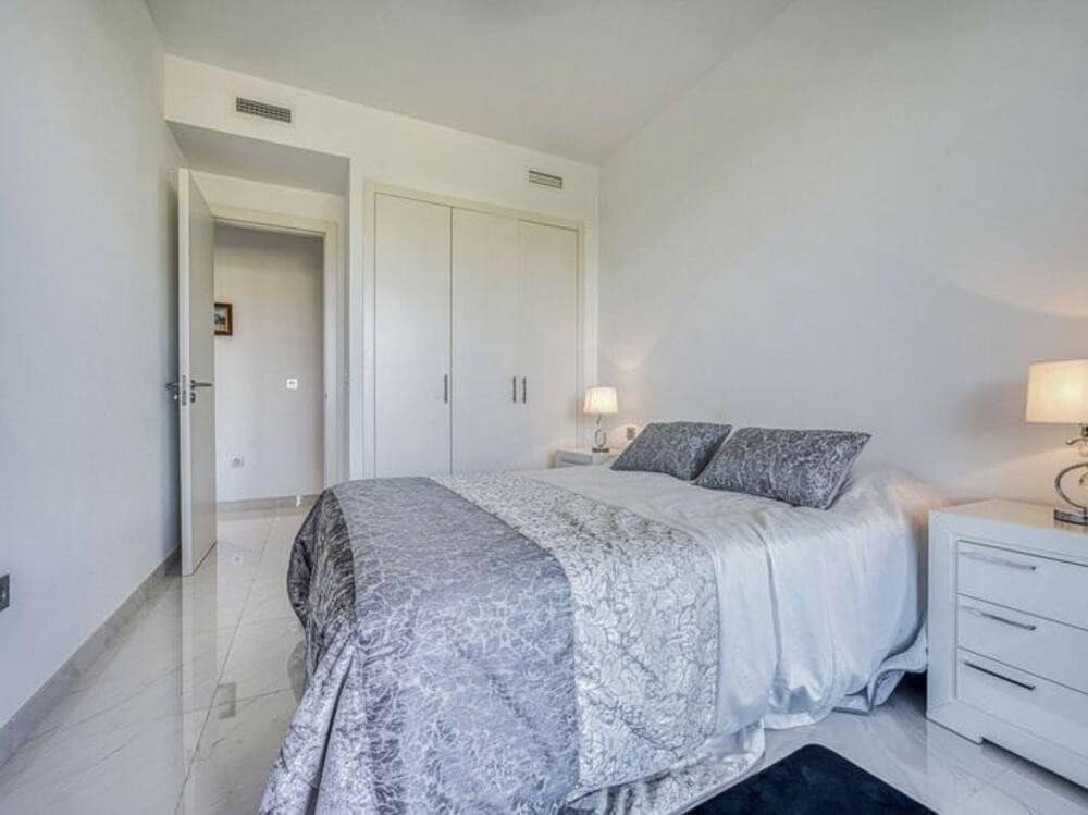 3 soveværelse Lejlighed til salg i Bel-Air med swimmingpool garage - € 500.000 (Ref: 9403172)