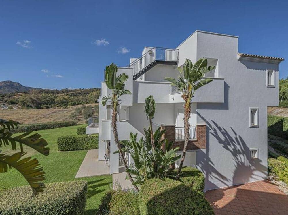 3 slaapkamer Appartement te koop in Los Arqueros met zwembad garage - € 549.000 (Ref: 9403173)