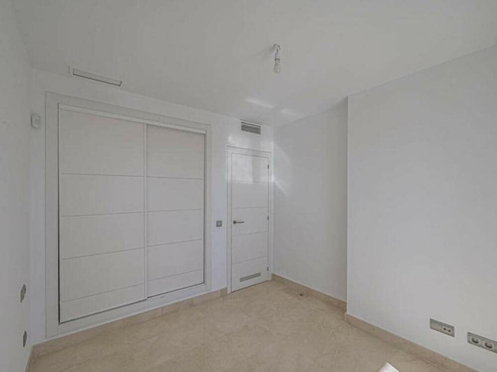 3 slaapkamer Appartement te koop in Los Arqueros met zwembad garage - € 549.000 (Ref: 9403173)