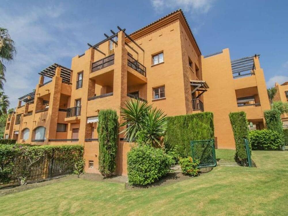 2 quarto Apartamento para venda em Estepona com piscina garagem - 425 000 € (Ref: 9403174)