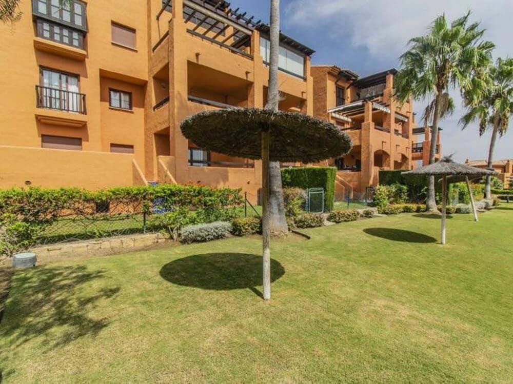 2 quarto Apartamento para venda em Estepona com piscina garagem - 425 000 € (Ref: 9403174)