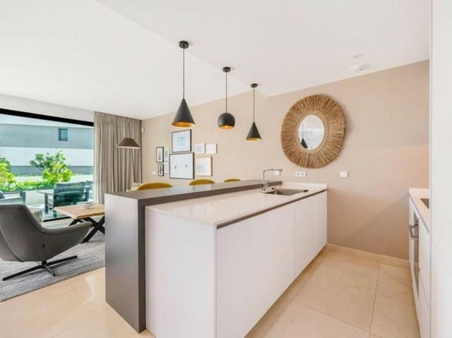 4 quarto Casa em Banda para venda em Mijas Costa, Mijas com piscina garagem - 1 215 000 € (Ref: 9403175)