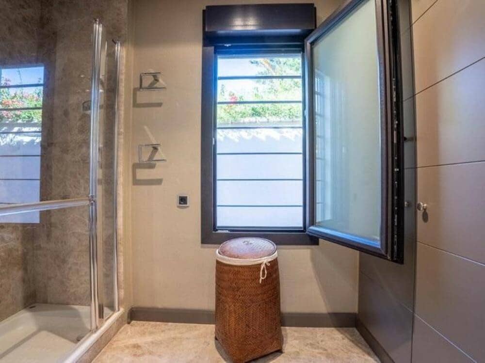 3 soverom Villa til leie i Atalaya-Isdabe med svømmebasseng garasje - € 8 000 (Ref: 9403281)