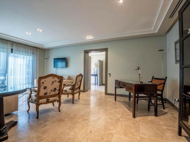 3 bedroom Villa for rent in Atalaya-Isdabe, Estepona with pool garage - € 7,000 (Ref: 9403281)