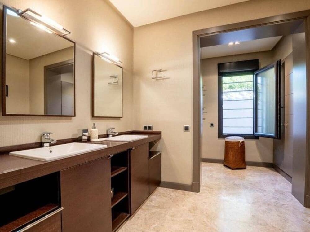 3 camera da letto Villa da affittare in Atalaya-Isdabe con piscina garage - 7.000 € (Rif: 9403281)
