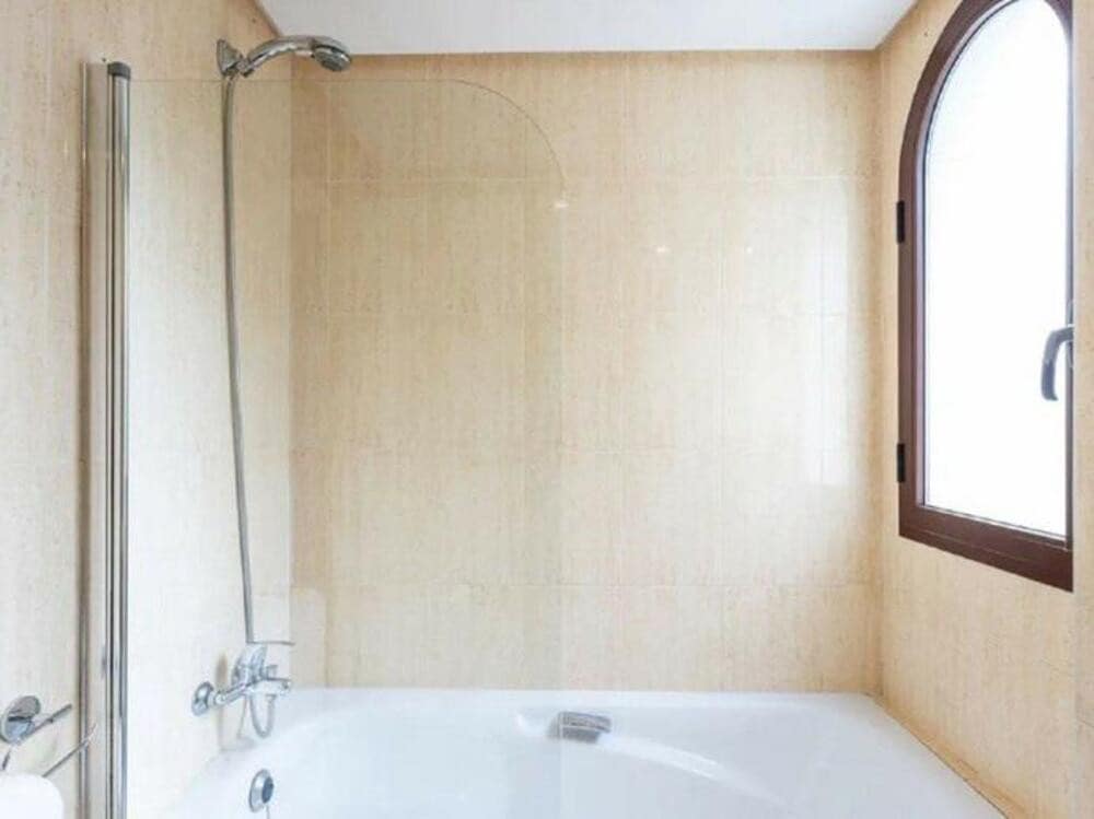 2 soveværelse Lejlighed til leje i Marbella med swimmingpool garage - € 1.750 (Ref: 9406078)