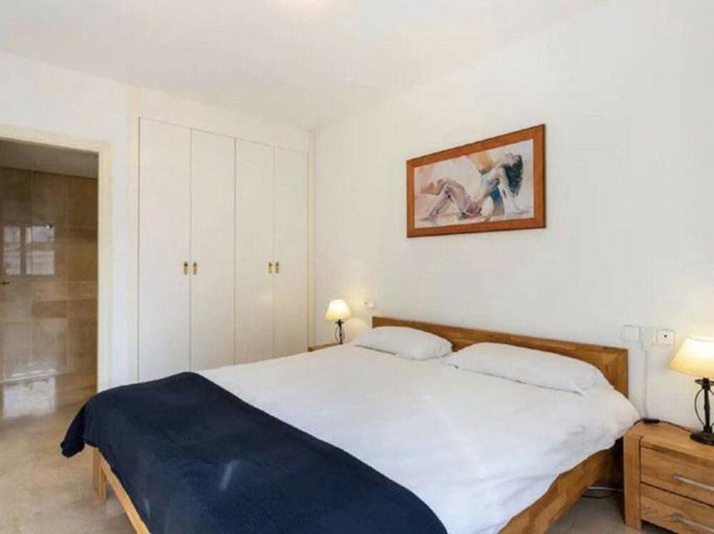 2 soveværelse Lejlighed til leje i Marbella med swimmingpool garage - € 1.750 (Ref: 9406078)