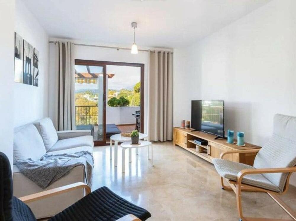 2 soveværelse Lejlighed til leje i Marbella med swimmingpool garage - € 1.750 (Ref: 9406078)