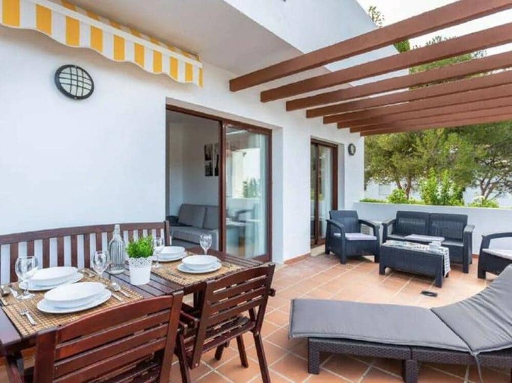 2 soveværelse Lejlighed til leje i Marbella med swimmingpool garage - € 1.750 (Ref: 9406078)