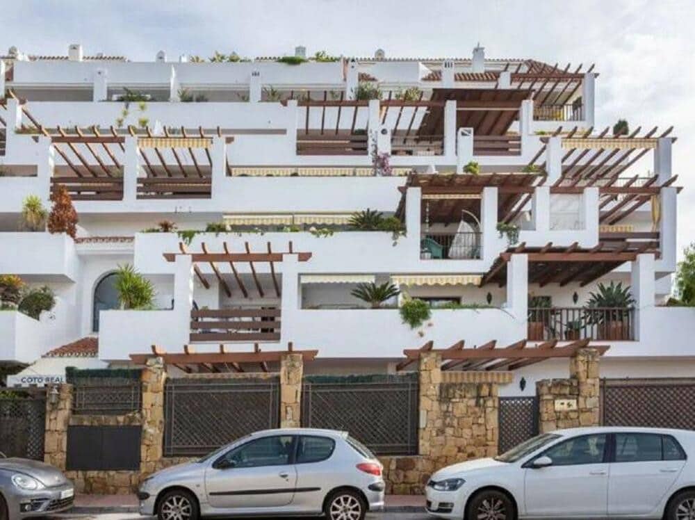 2 soveværelse Lejlighed til leje i Marbella med swimmingpool garage - € 1.750 (Ref: 9406078)