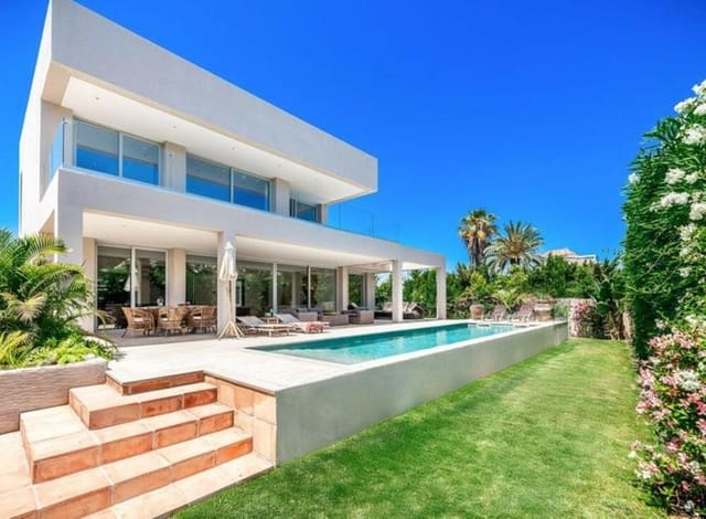 5 sypialnia Willa na sprzedaż w San Pedro de Alcántara Pueblo, Marbella z basenem garażem - 2 950 000 € (Ref: 9406081)