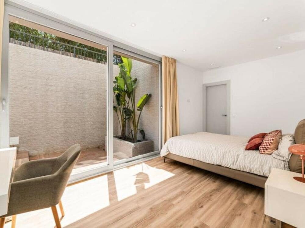 5 slaapkamer Villa te koop in San Pedro de Alcantara met zwembad garage - € 2.950.000 (Ref: 9406081)