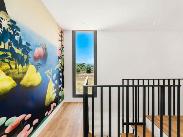 5 makuuhuone Huvila myytävänä paikassa San Pedro de Alcántara Pueblo, Marbella mukana uima-altaan 
autotalli - 2 950 000 € (Ref: 9406081)